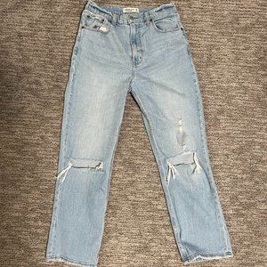 Abercrombie & Fitch Women's Ultra High Rise Ankle Straight Jeans, Size 6R